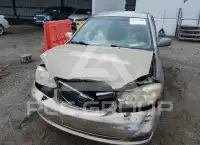 2005 Toyota COROLLA фото