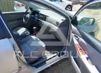2005 Toyota COROLLA фото