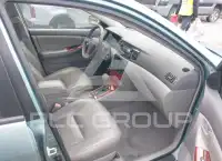2005 Toyota COROLLA фото