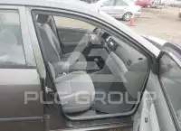 2005 Toyota COROLLA фото