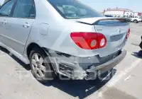 2005 Toyota COROLLA фото