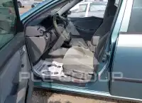 2005 Toyota COROLLA фото
