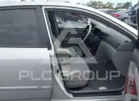 2005 Toyota COROLLA фото