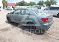 2005 Toyota COROLLA фото