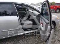 2005 Toyota COROLLA фото