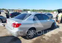 2005 Toyota COROLLA фото