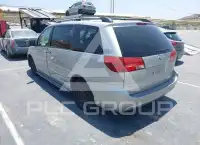 2005 Toyota SIENNA photo