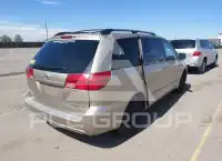 2005 Toyota SIENNA photo