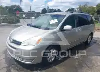 2005 Toyota SIENNA photo