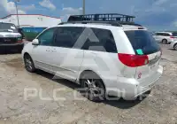 2005 Toyota SIENNA фото