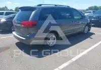 2005 Toyota SIENNA фото