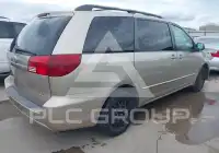 2005 Toyota SIENNA photo