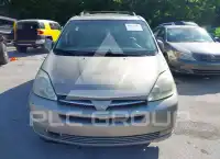 2005 Toyota SIENNA photo