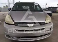 2005 Toyota SIENNA photo