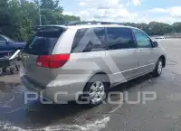 2005 Toyota SIENNA photo