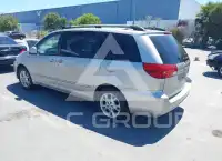 2005 Toyota SIENNA фото