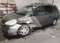 2005 Toyota SIENNA фото