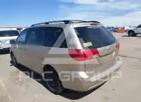 2005 Toyota SIENNA photo