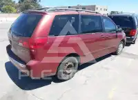 2005 Toyota SIENNA photo