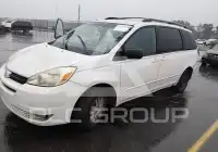 2005 Toyota SIENNA photo