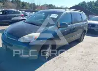 2005 Toyota SIENNA photo