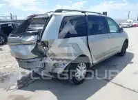 2005 Toyota SIENNA фото