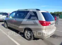 2005 Toyota SIENNA photo