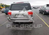 2005 Toyota SEQUOIA фото