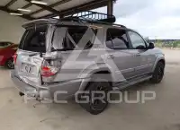 2005 Toyota SEQUOIA фото
