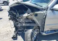 2005 Toyota SEQUOIA фото