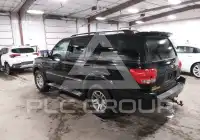 2005 Toyota SEQUOIA фото