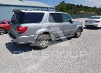 2005 Toyota SEQUOIA photo