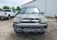 2005 Toyota SEQUOIA фото
