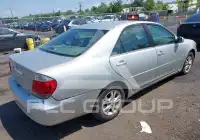2005 Toyota CAMRY фото