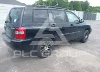 2005 Toyota Highlander photo
