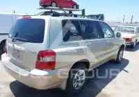 2005 Toyota Highlander photo