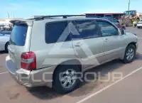 2005 Toyota Highlander photo