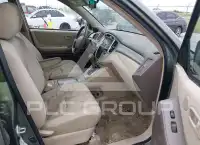 2005 Toyota Highlander photo
