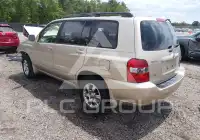 2005 Toyota Highlander photo