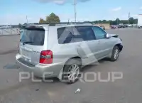 2005 Toyota Highlander фото
