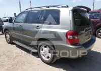 2005 Toyota Highlander photo