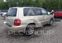 2005 Toyota Highlander photo