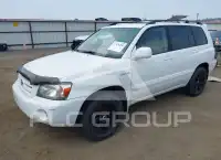 2005 Toyota Highlander photo