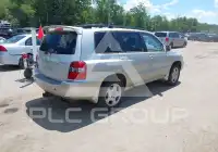 2005 Toyota Highlander photo