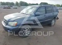 2005 Toyota Highlander photo