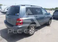 2005 Toyota Highlander photo