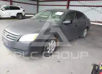 2005 Toyota AVALON фото
