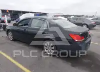 2005 Toyota AVALON фото