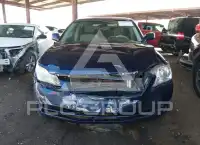 2005 Toyota AVALON photo