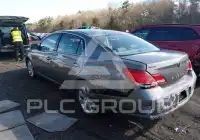 2005 Toyota AVALON фото